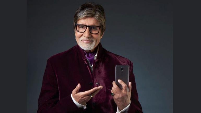 Amitabh Bachchan's Post Goes VIRAL